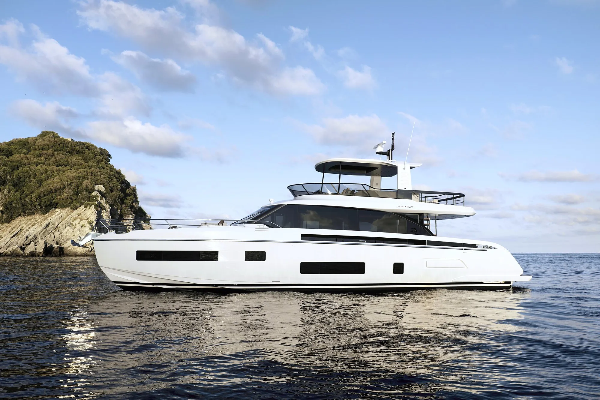 Azimut Fly 70 — 1