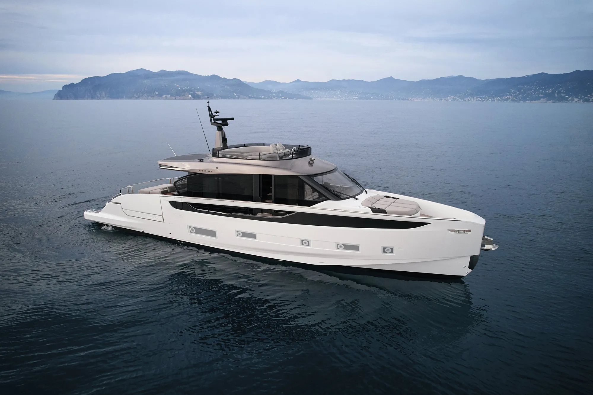 Azimut Seadeck 7 — 1