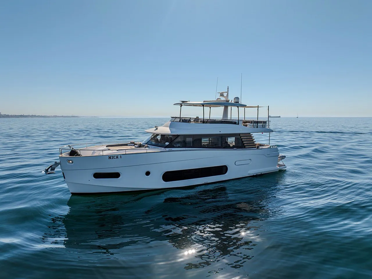 Azimut Magellano 66 M/Y NICA I — 2