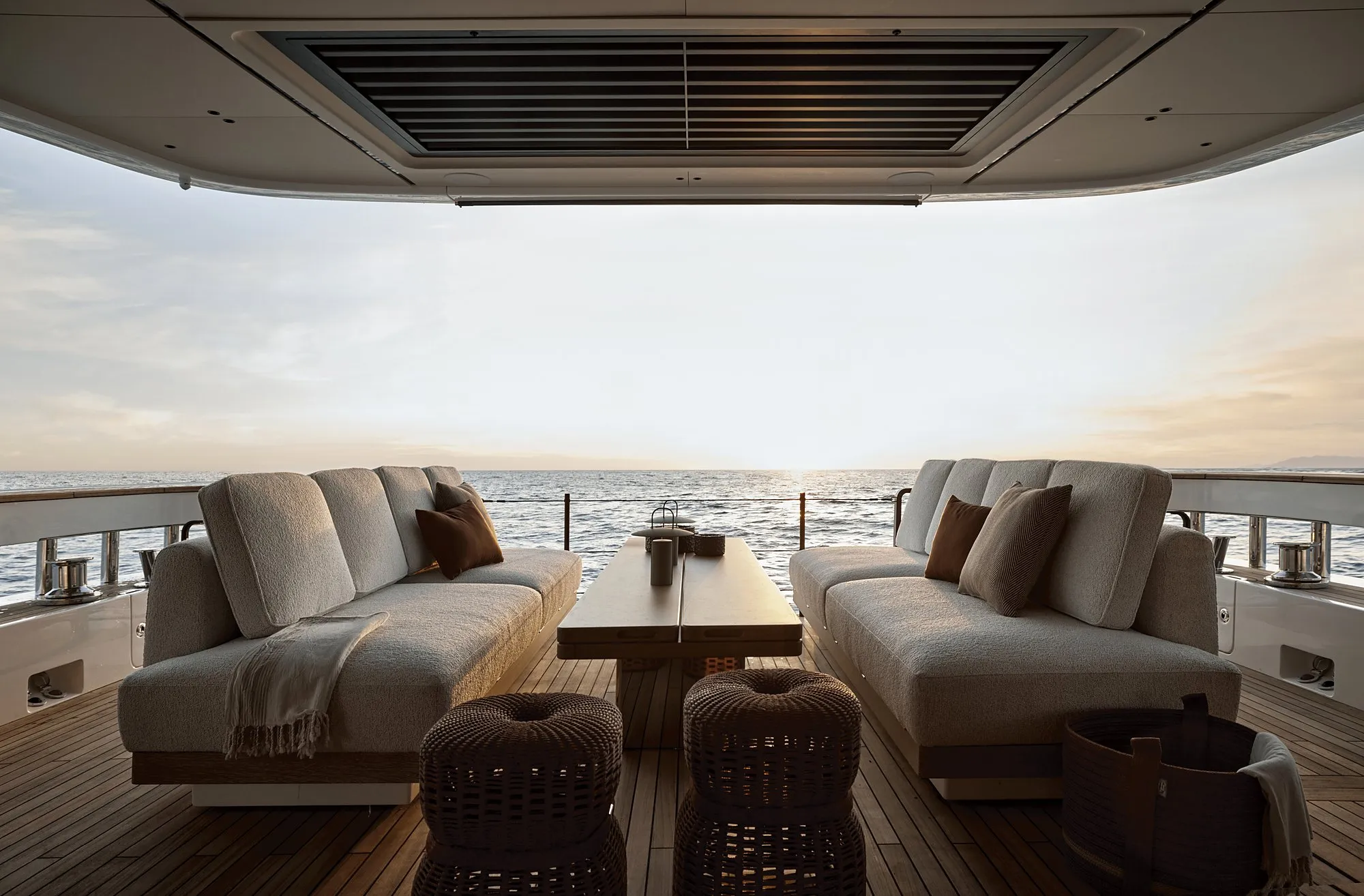 Azimut Magellano 27M — Design de autor