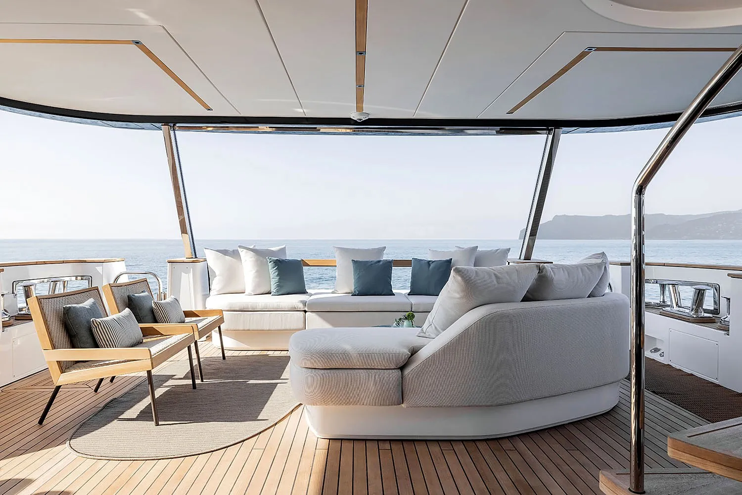 Azimut Magellano 30M — Exterior Freivokh
