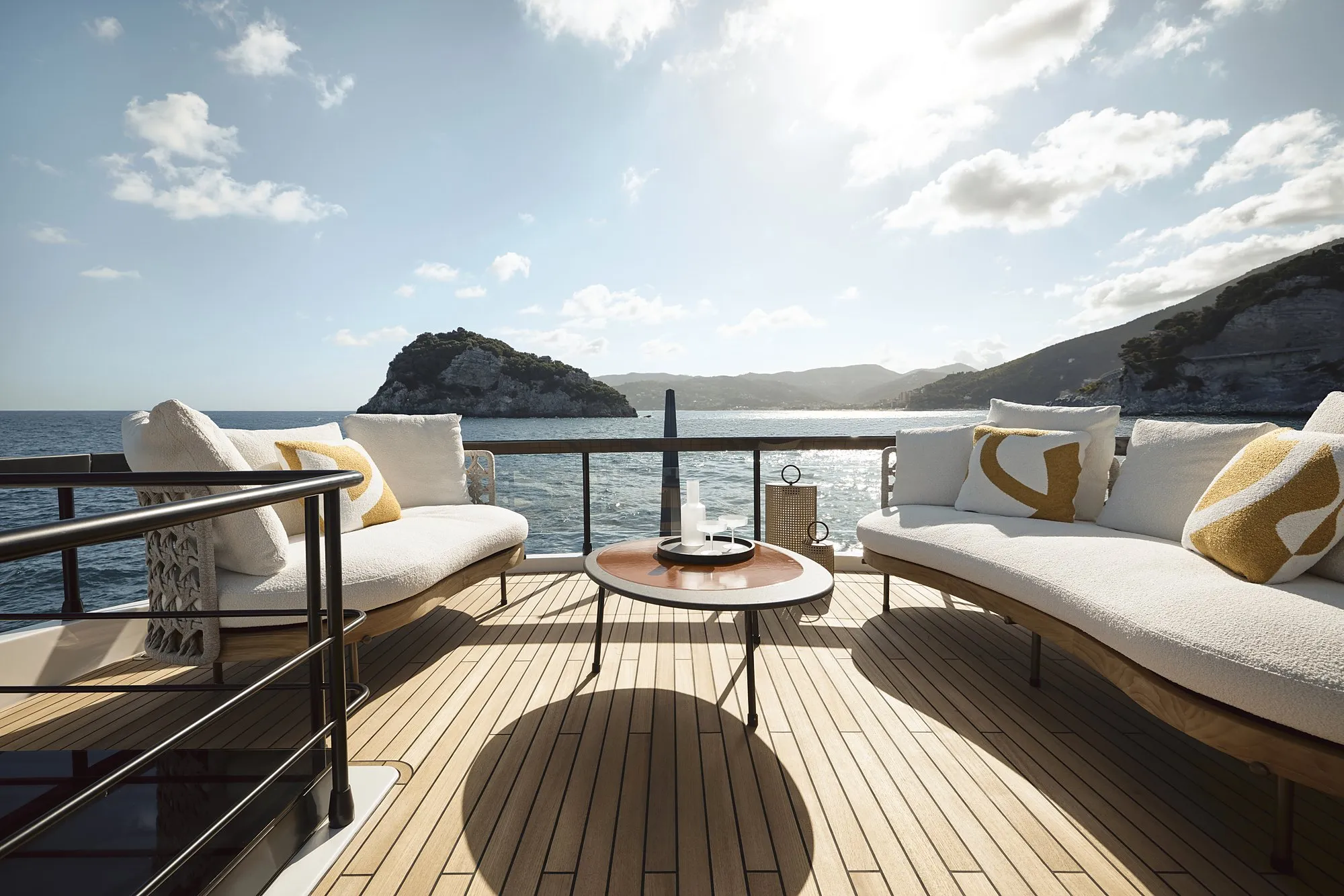 Azimut Fly 82 — Carbono