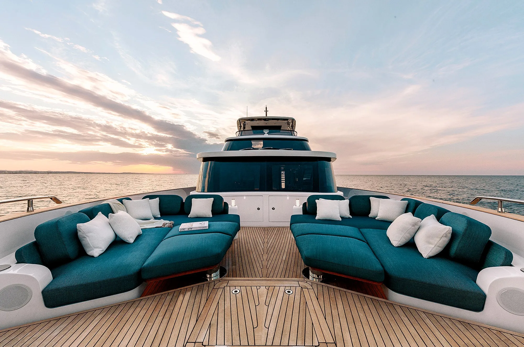 Azimut Magellano 25M — Quatro cabines