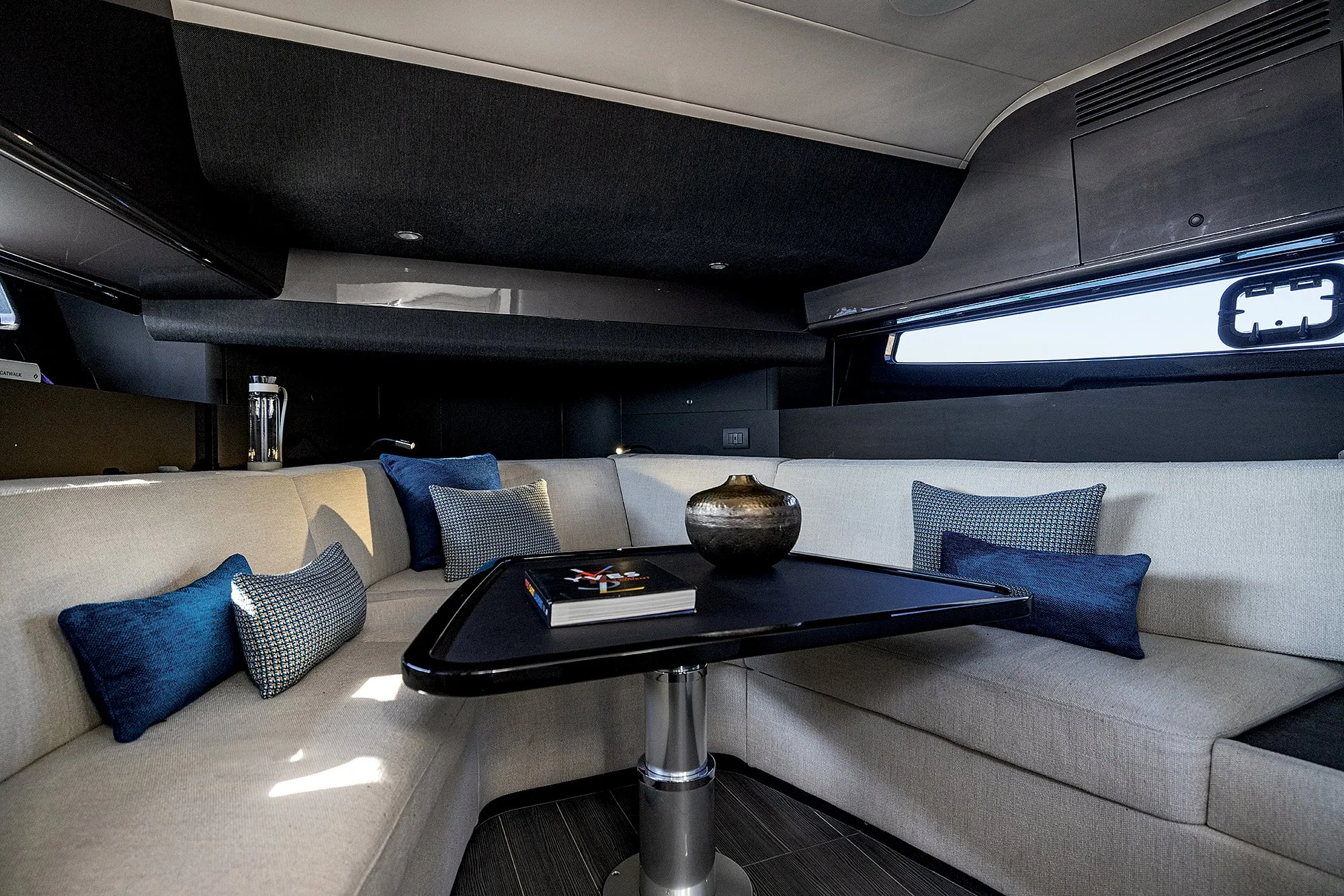 Azimut Verve 42 — 2