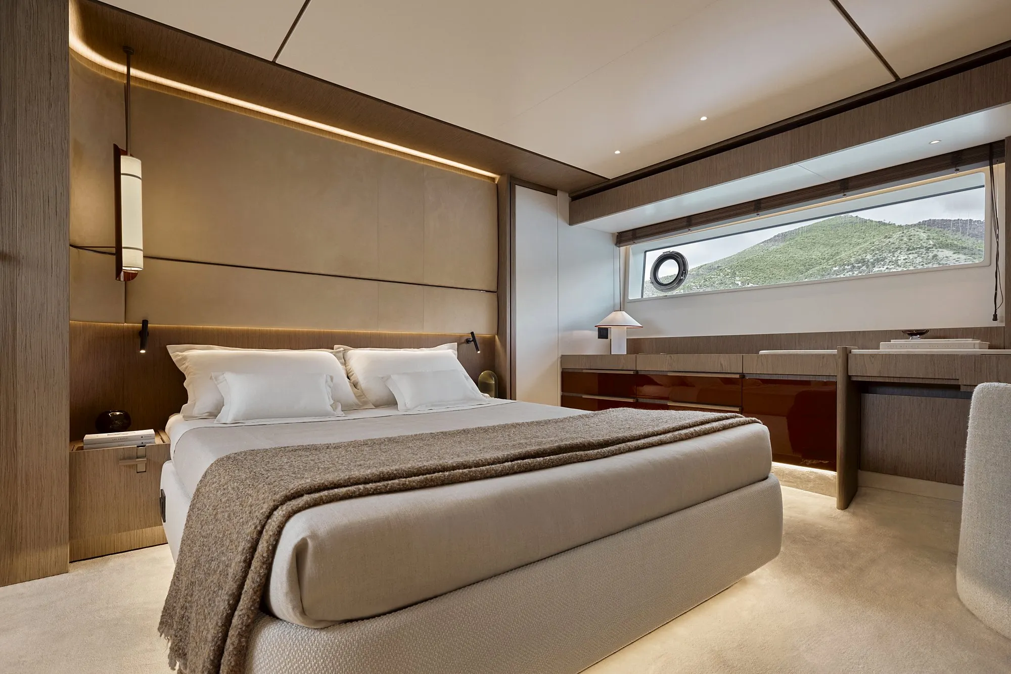 Azimut Fly 82 — 4