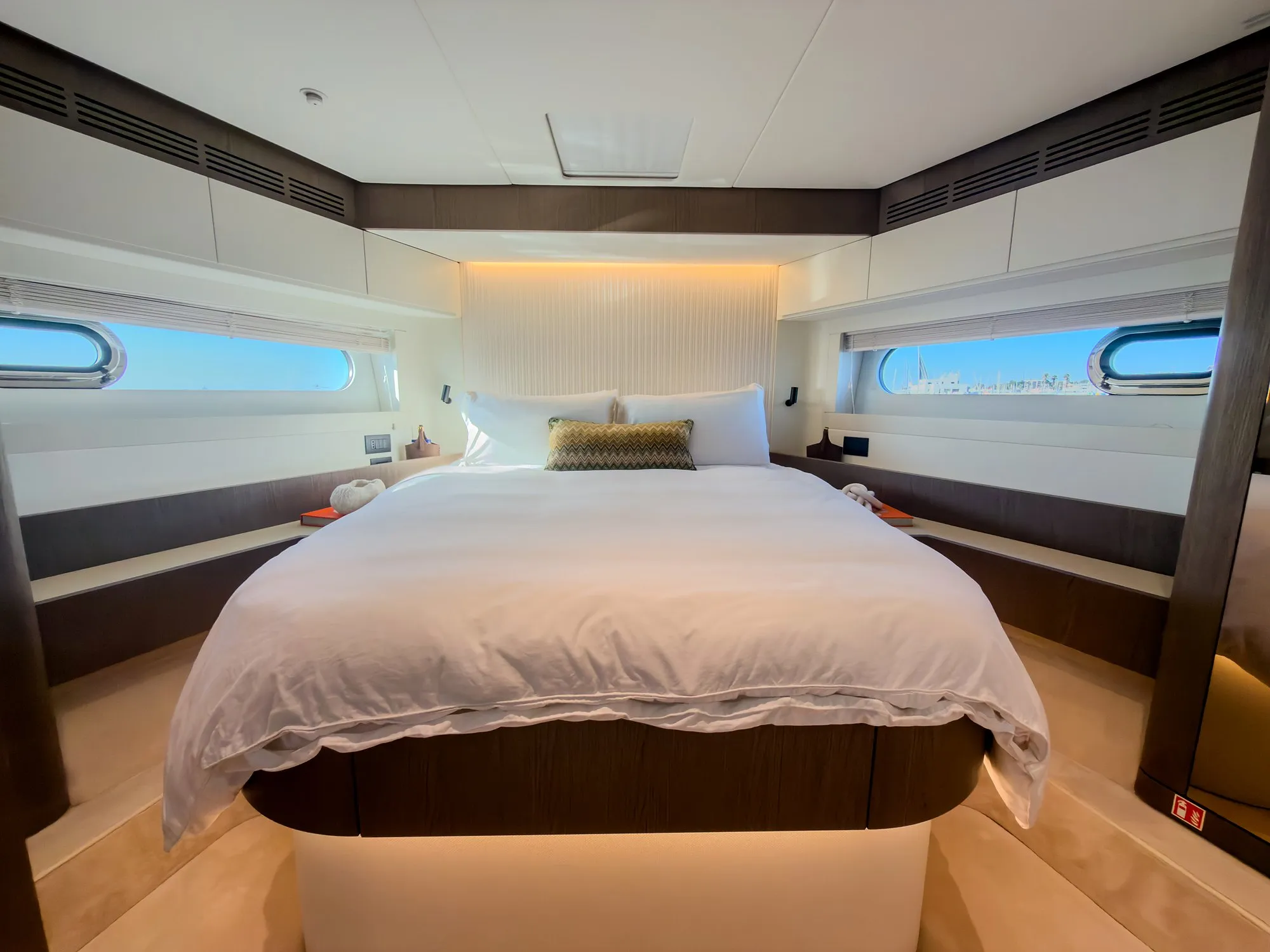 Azimut Magellano 66 M/Y NICA I — 7