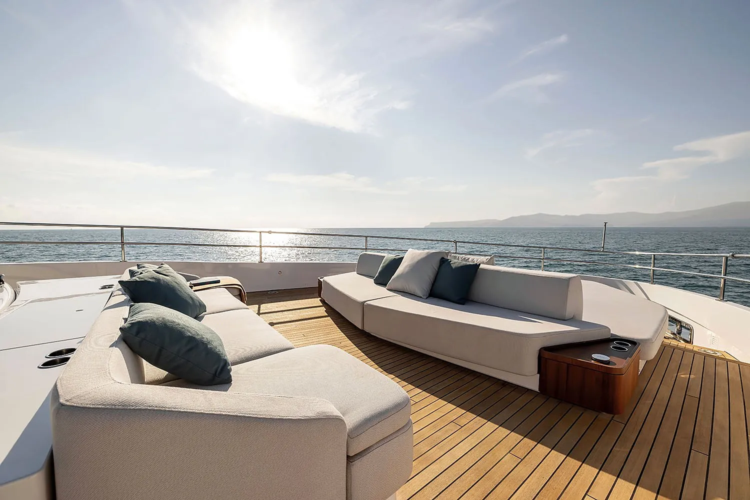 Azimut Magellano 30M — 5