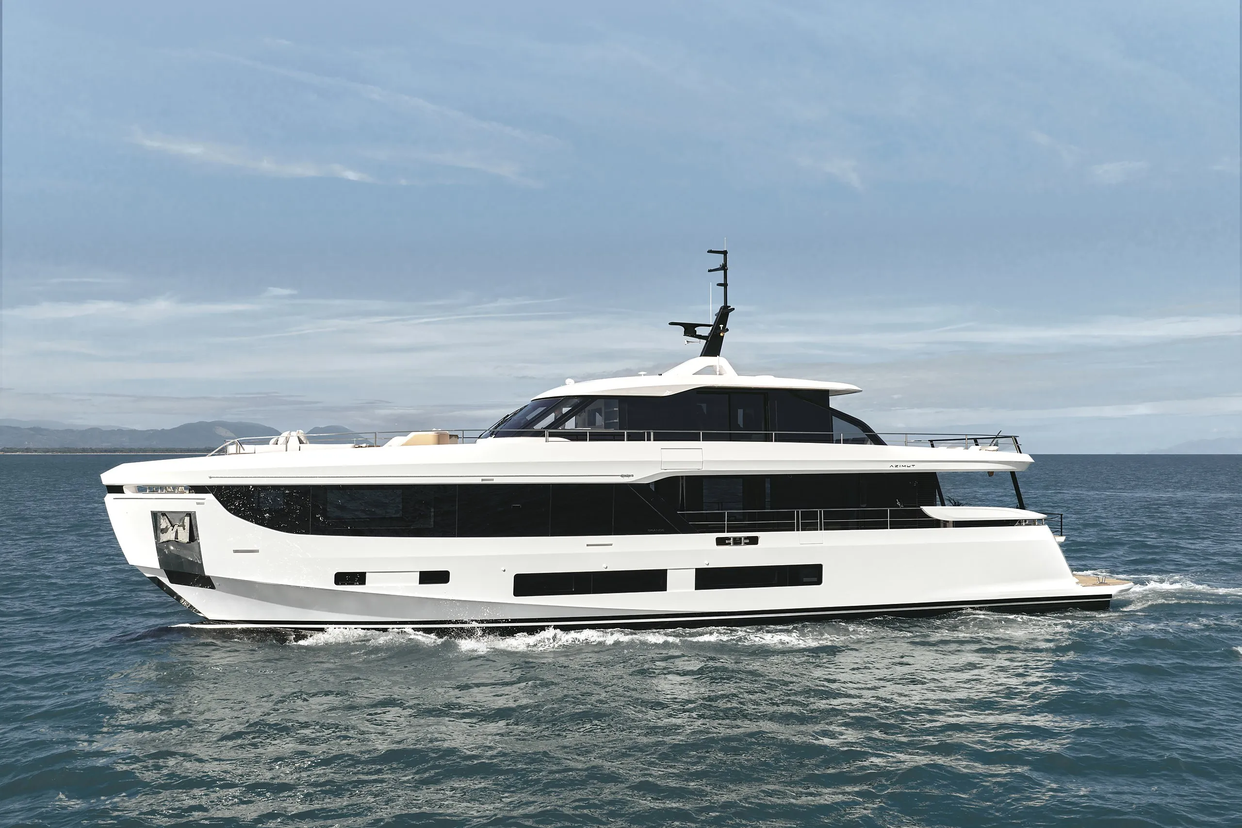Azimut Grande 30M