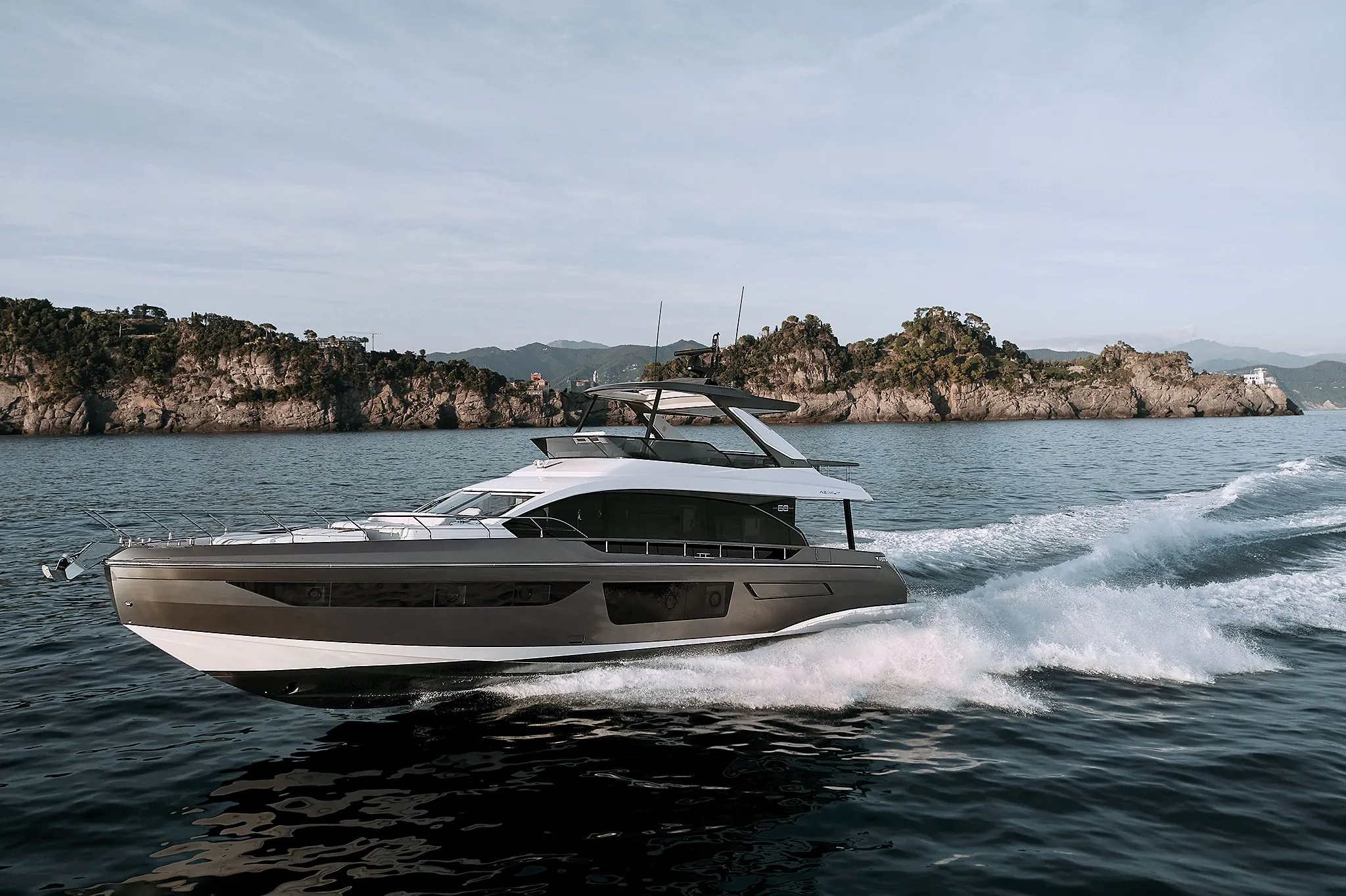 Azimut Fly 68